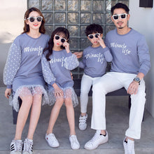 Load image into Gallery viewer, FREE AND YOUNG  SWAG FAMILY
